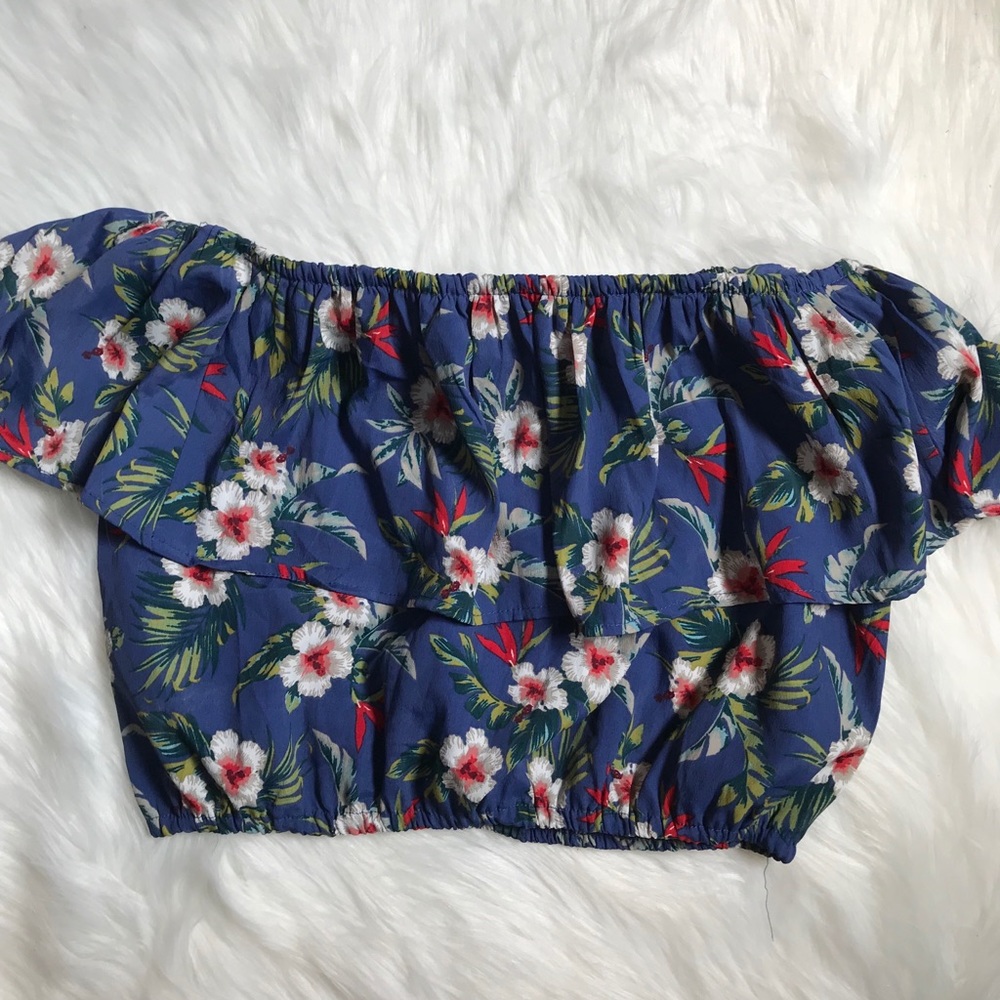 Off the shoulder floral crop top